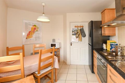 24 Garth Road, Hilperton, Trowbridge, BA14 7GS