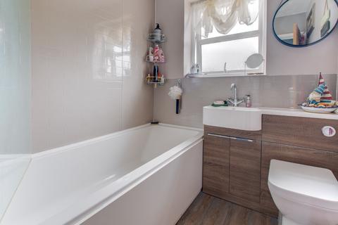 23a Crabtree Drive, Bromsgrove, B61 8NX
