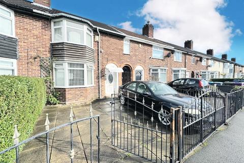 3 bedroom townhouse for sale, Lunsford Road, Dovecot, Liverpool