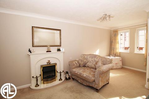 1 bedroom apartment for sale, Bennett Court, Letchworth Garden City, SG6 3WA