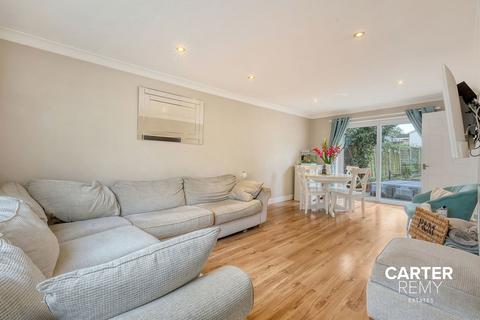 38 Beams Way, Billericay, CM11 2NN