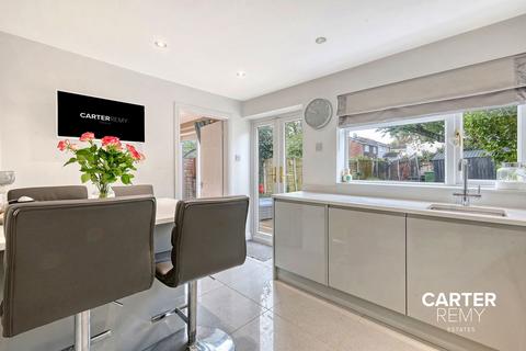 38 Beams Way, Billericay, CM11 2NN