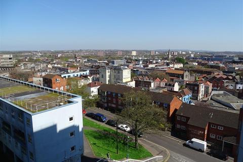 2 bedroom flat to rent, Dove Street Kingsdown Bristol