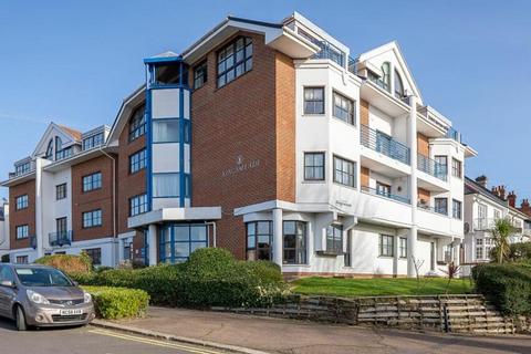 2 bedroom flat for sale, Kings Road, Kings Meade Kings Road, SS0