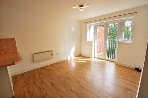 2 bedroom apartment to rent, Glover Street, St. Helens WA10