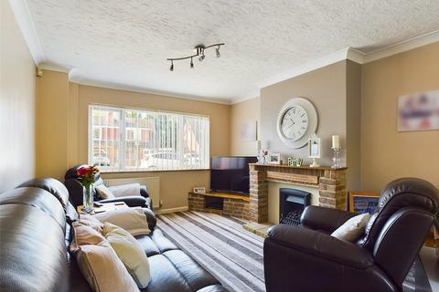 10 Bodiam Avenue, Tuffley, Gloucester, GL4 0TJ