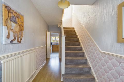 10 Bodiam Avenue, Tuffley, Gloucester, GL4 0TJ