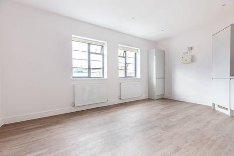 1 bedroom flat to rent, Gladstone House, N22, Wood Green, London, N22