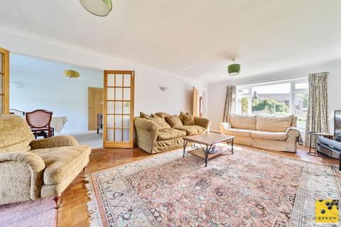 4 bedroom detached house for sale, Woodland Way, Canterbury CT2