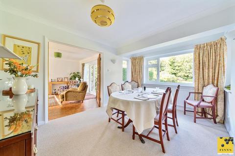 4 bedroom detached house for sale, Woodland Way, Canterbury CT2