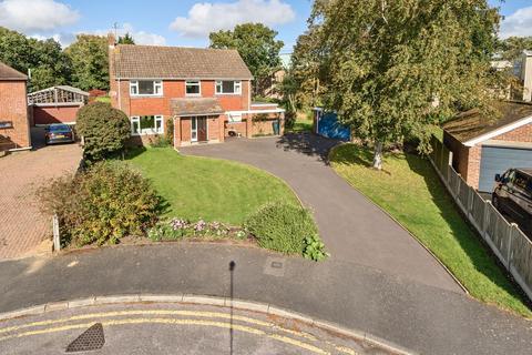 5 bedroom detached house for sale, Woodland Way, Canterbury CT2