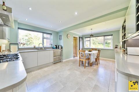 5 bedroom detached house for sale, Woodland Way, Canterbury CT2
