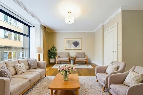2 bedroom flat to rent, Ridgmount Street, Bloomsbury, WC1E