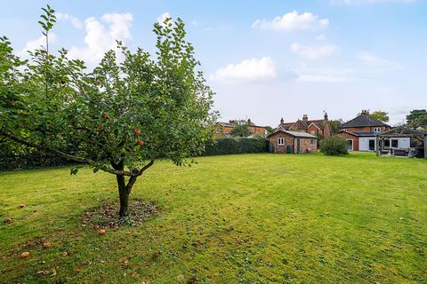 4 bedroom detached house for sale, King Street, Reading RG7