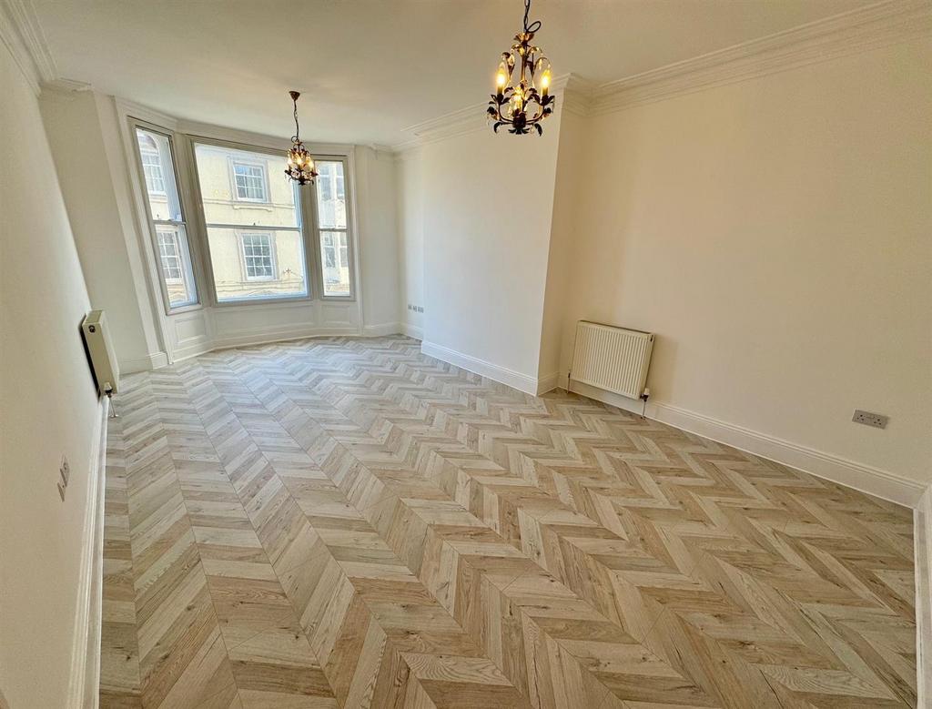 St Nicholas Street, Scarborough 2 bed flat for sale £165,000