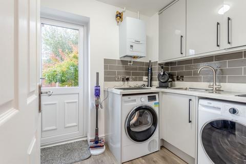 6 Clap Gate Road, Wombourne, Wolverhampton, WV5 8ED