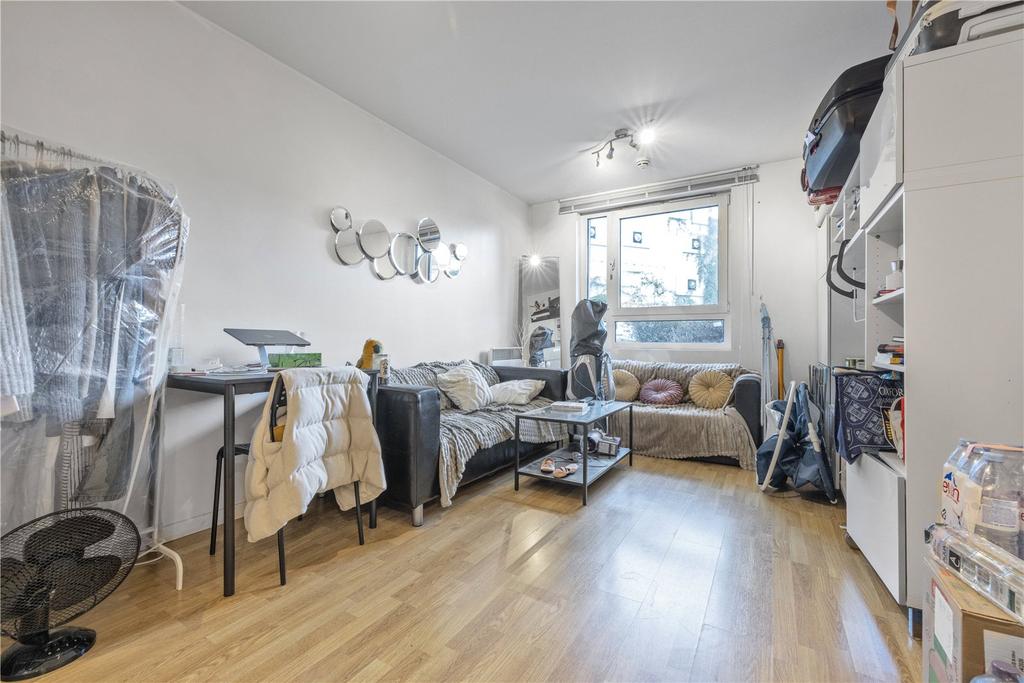 Apartment in London - View 2