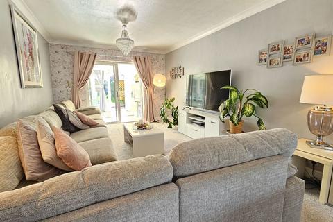 4 bedroom detached house for sale, Benham Hill, Thatcham RG18