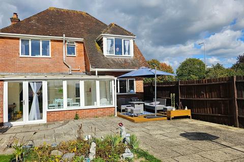 4 bedroom detached house for sale, Benham Hill, Thatcham RG18