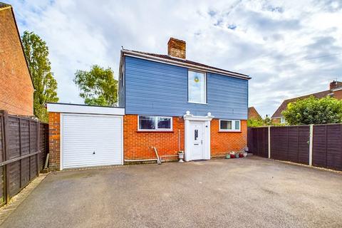 3 bedroom detached house for sale, Amethyst Road, Christchurch, Dorset, BH23