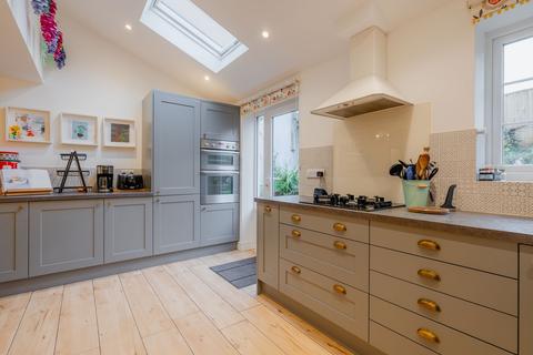 19 Kirton Drive, Crediton, EX17 3DW