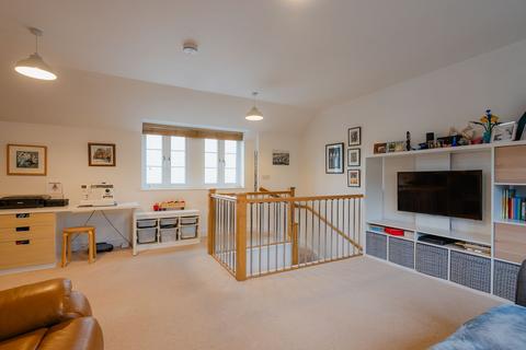 19 Kirton Drive, Crediton, EX17 3DW