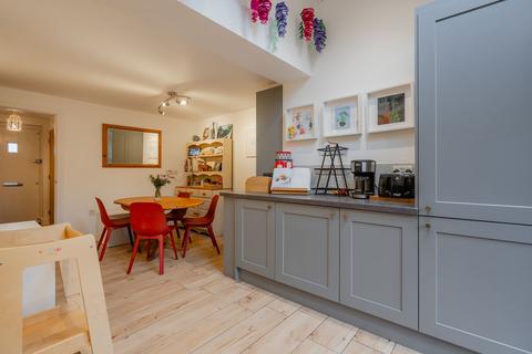 19 Kirton Drive, Crediton, EX17 3DW