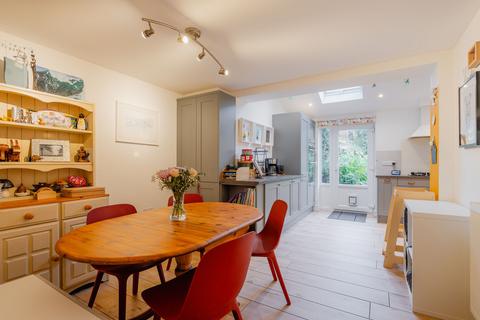19 Kirton Drive, Crediton, EX17 3DW