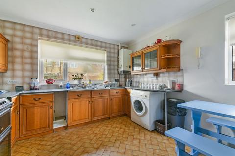 157f Reigate Avenue, Sutton, SM1 3JR