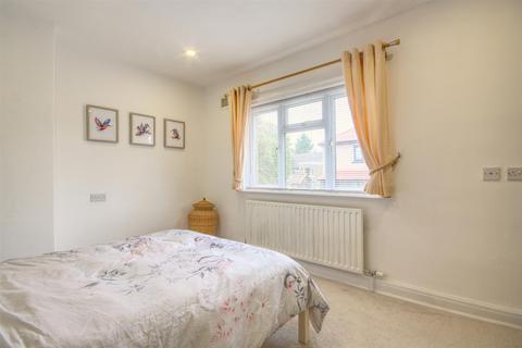 44 Marina Crescent, Skipton, BD23 1TR