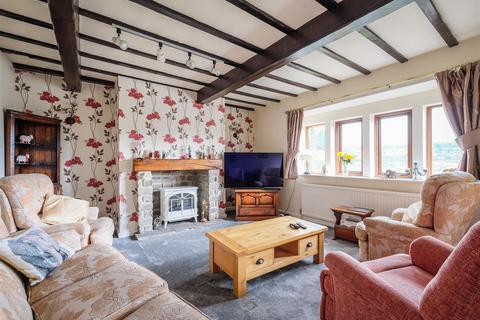 3 bedroom cottage for sale, Wellhouse Fields, Golcar, Huddersfield, HD7