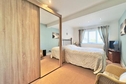 16 Guildford Road, Royston, Barnsley, S71 4HU