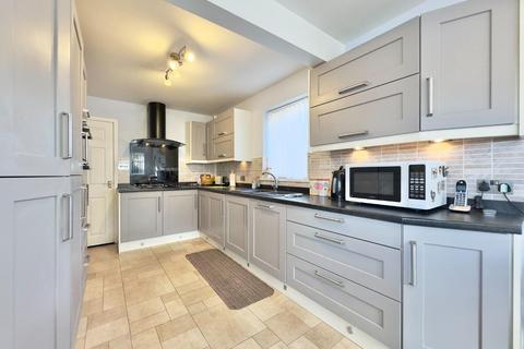 16 Guildford Road, Royston, Barnsley, S71 4HU