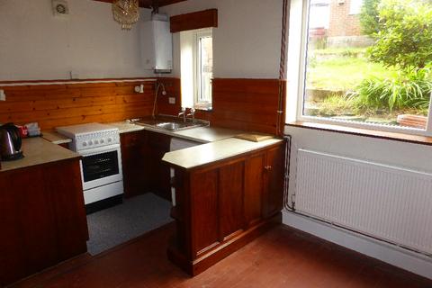 3 bedroom semi-detached house to rent, Sandon Street, Leek, Staffordshire