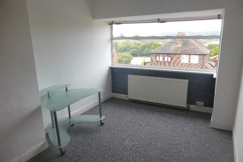 3 bedroom semi-detached house to rent, Sandon Street, Leek, Staffordshire