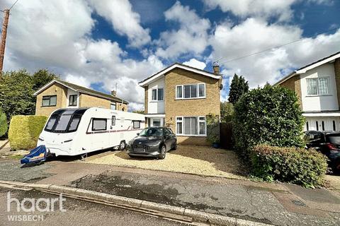 3 bedroom detached house for sale, Clarence Road, Wisbech