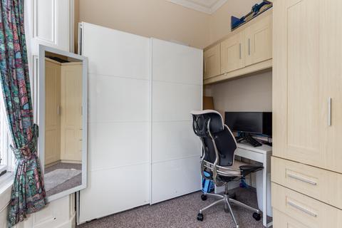 3 Ashley Terrace, Edinburgh, EH11 1RF