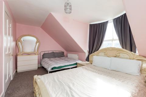 3 Ashley Terrace, Edinburgh, EH11 1RF