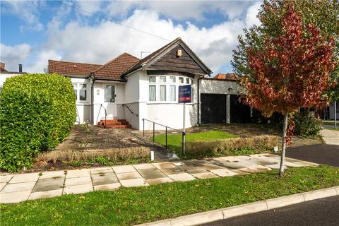 2 bedroom bungalow for sale, Glenfield Crescent, Ruislip, Middlesex