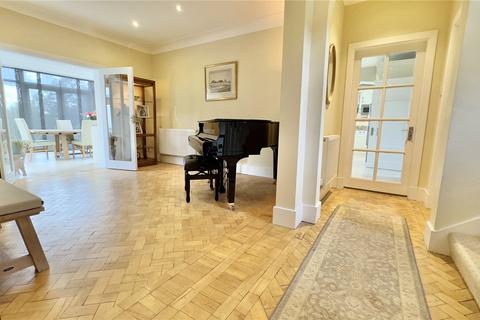15 Beacon Lane, Wirral, CH60 0DG