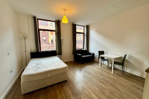 Studio to rent, Moorfields, Liverpool L2