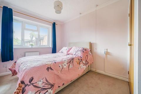 1 bedroom flat for sale, Forge Close, Hayes