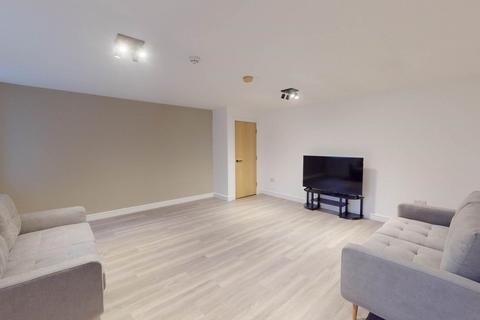 3 bedroom flat to rent, Wilmslow Road, Withington