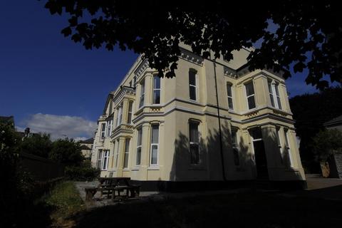 4 bedroom flat to rent, 10 Lisson Grove, Plymouth PL4