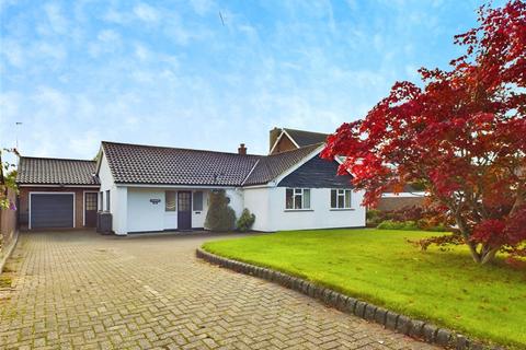 3 bedroom bungalow for sale, Nine Ashes Road, Nine Ashes, Ingatestone, Essex, CM4