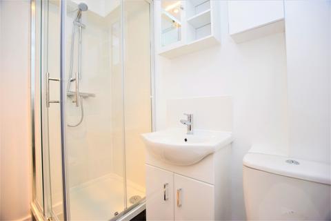 2 bedroom flat to rent, Dartmouth Road London SE23