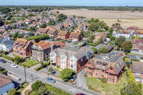 2 bedroom apartment for sale, Keyhaven Road, Milford on Sea, Lymington, Hampshire, SO41