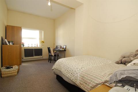 3 bedroom flat to rent, 9 Seaton Avenue, Plymouth PL4