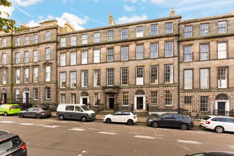 4 bedroom flat for sale, 7/3 Annandale Street, Leith, EH7 4AW