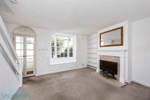 2 bedroom cottage to rent, Crown Gardens, Brighton BN1